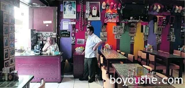 它是迪拜餐厅界的传奇,探店老字号 — Al Ustad Special Kabab伊朗餐厅