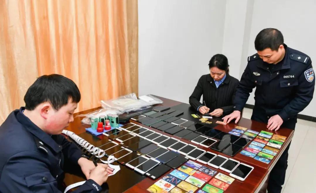 涉案流水35亿元,警方破获特大跨境网络赌博案,主犯获刑7年!
